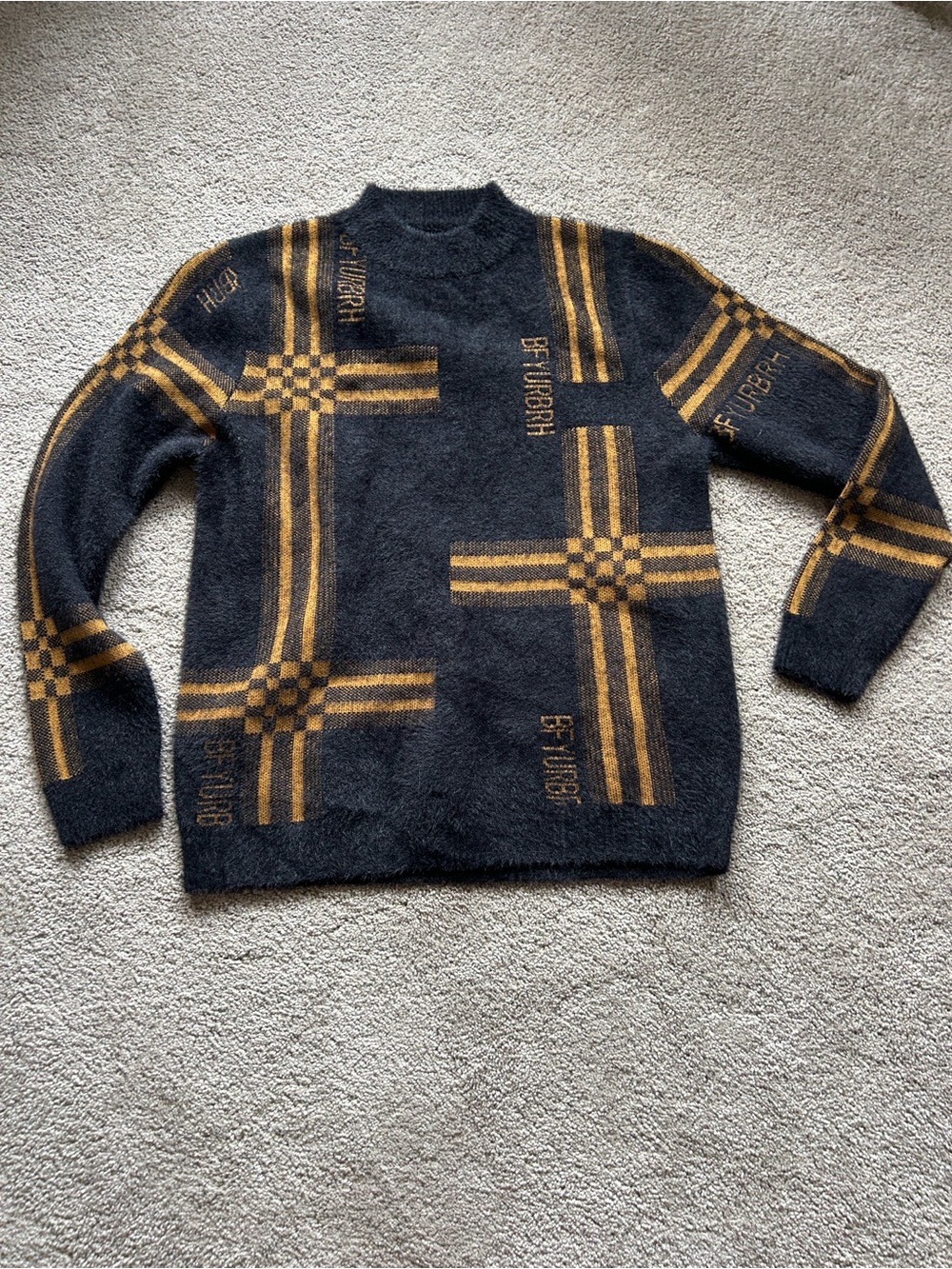 NWOT Unisex Black and Gold Patterned Sweater